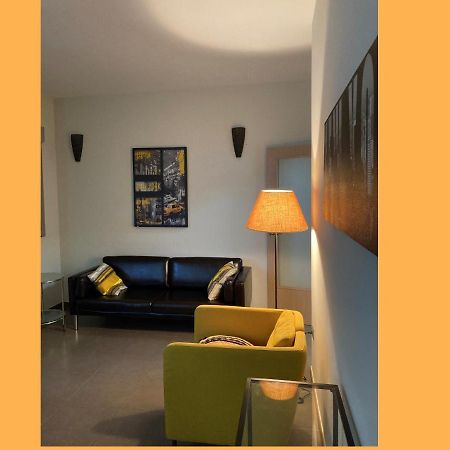 Stunning 2-Bed Apartment In Pego Zewnętrze zdjęcie
